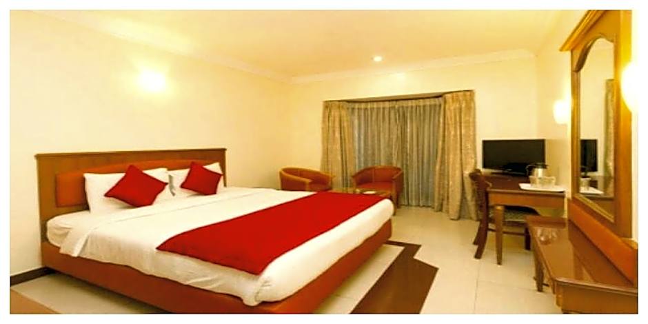 Goroomgo New Ashiyana Palace Near Railway Station Varanasi