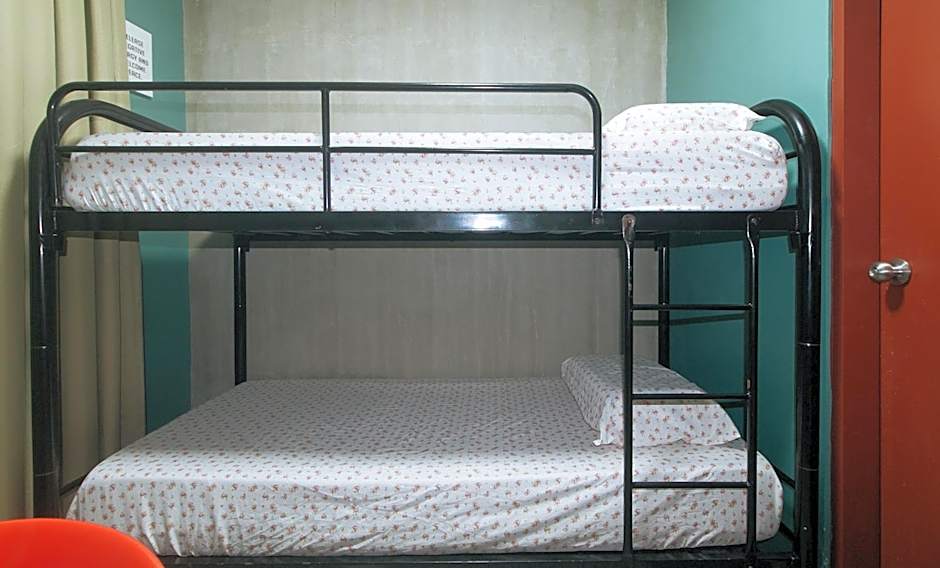 Rcee Place by RedDoorz