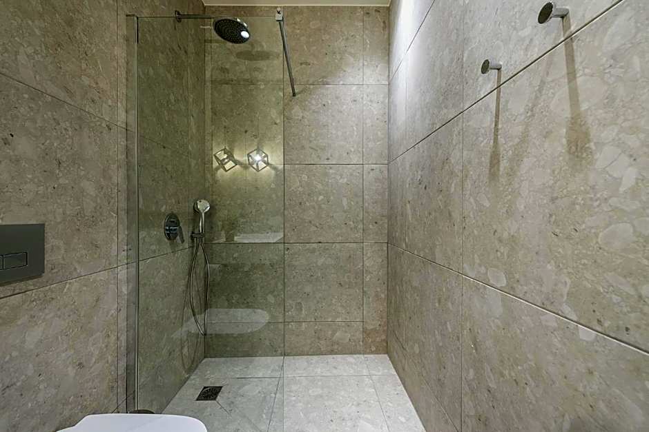 The Asprogeraka - self check-in rooms