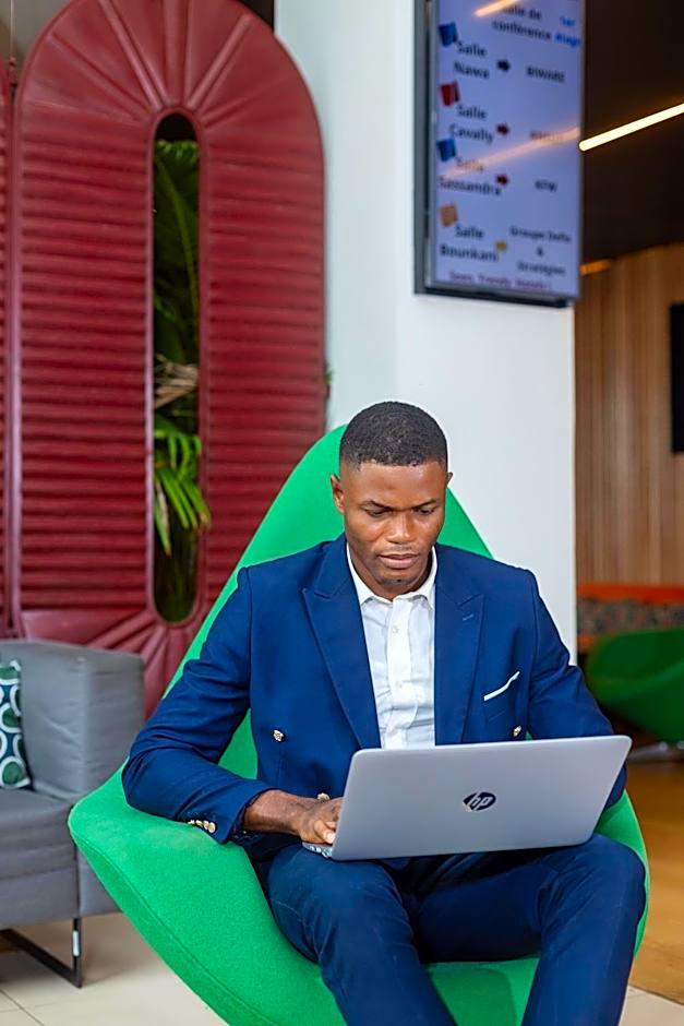 Seen Hotel Abidjan Plateau