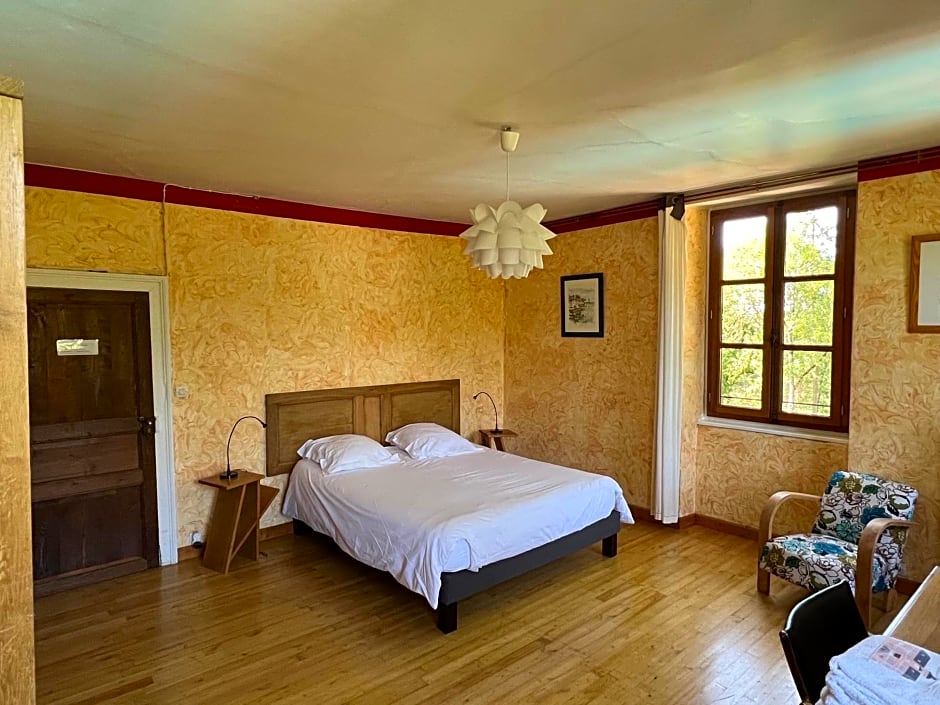 Chambres d'Hôtes Les Tapies