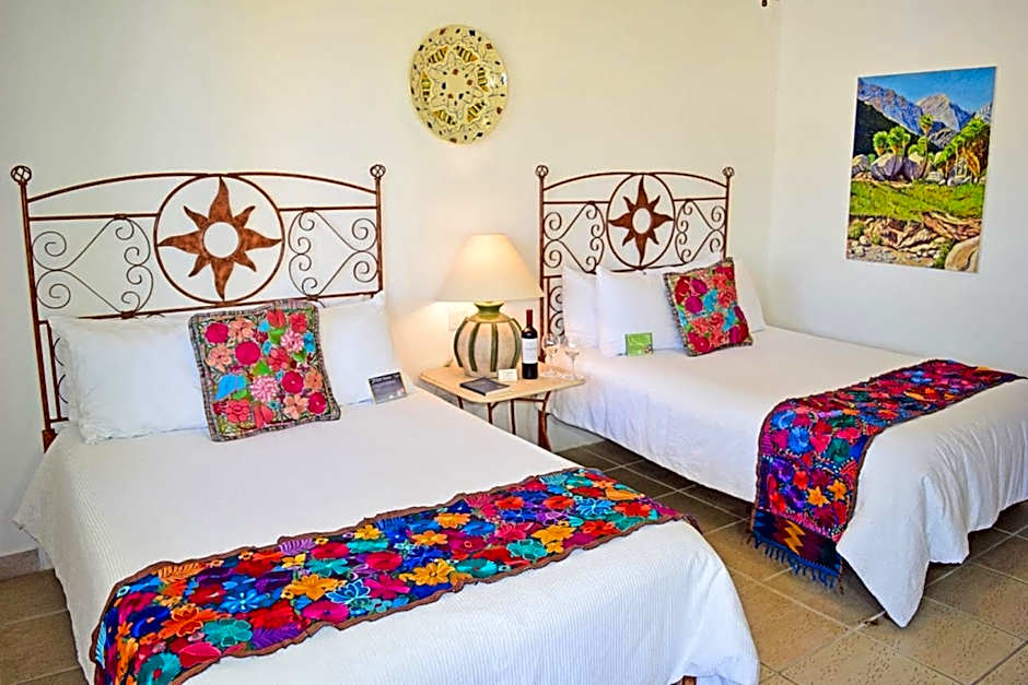 El Encanto Inn & Suites