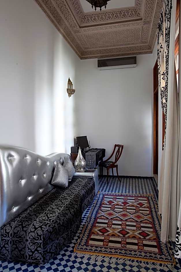 Riad Alya