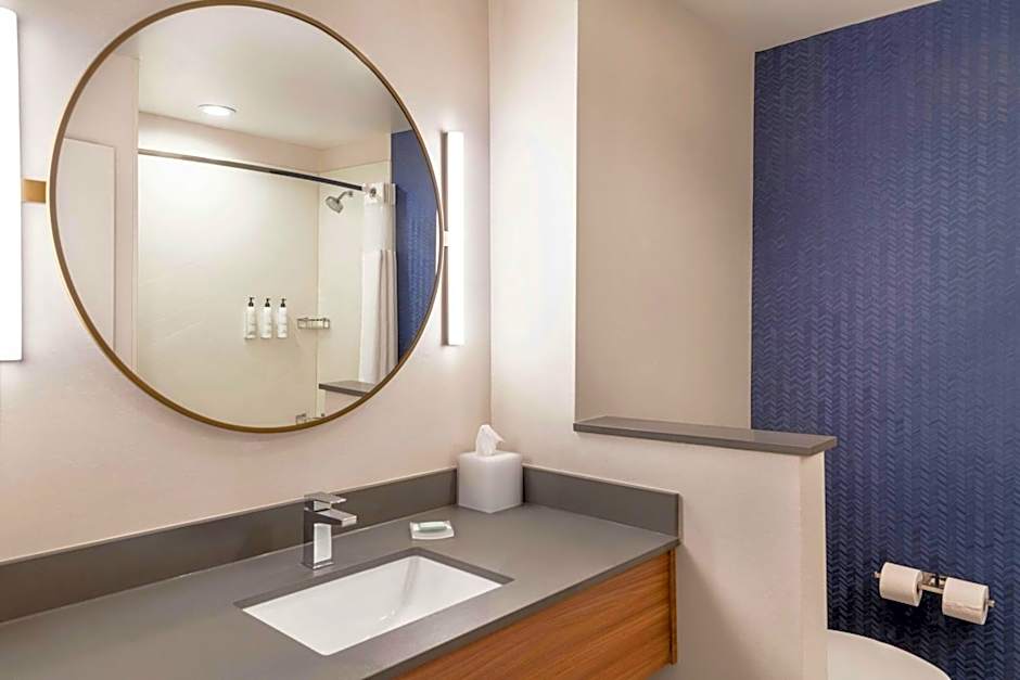 Fairfield by Marriott Inn & Suites Detroit Taylor