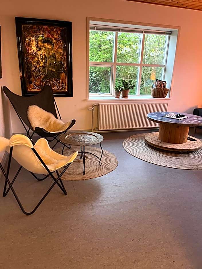 Room 4 - Hawkraft kulturhotel