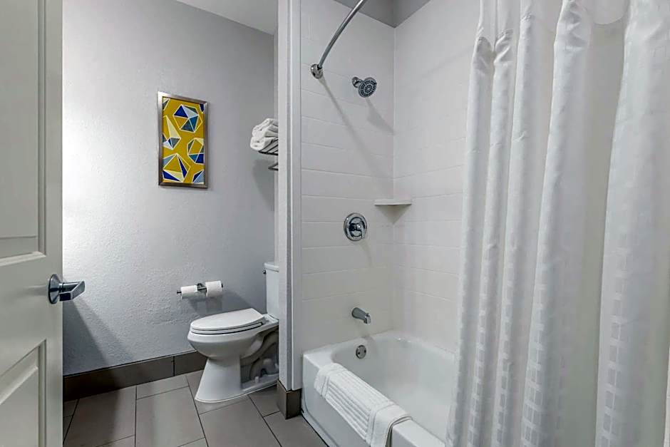 Comfort Inn & Suites New Lisbon