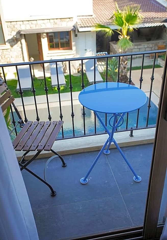 Avalon Boutique Hotel & Suites