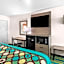 Super 8 by Wyndham Pleasanton