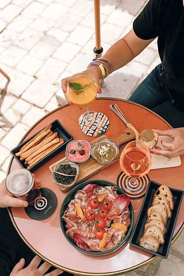 CENTRAL Hostel La Rochelle Centre