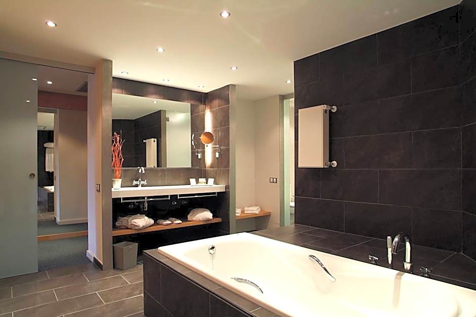 Hotel Món Sant Benet