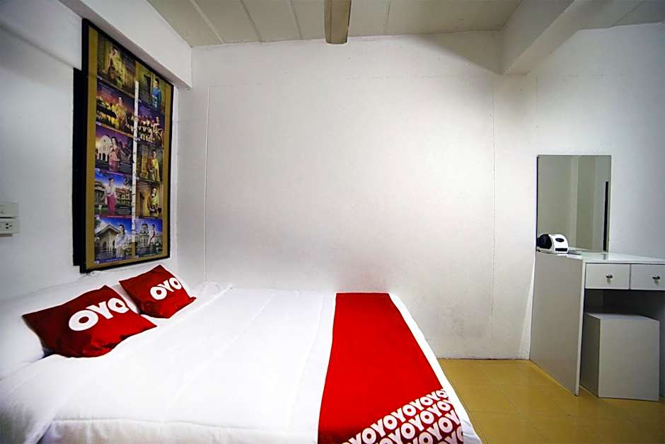 OYO 560 Chang Hostel Suvarnabhumi