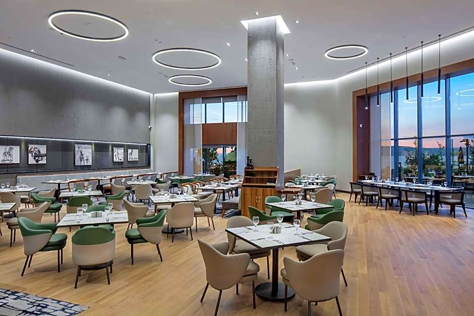 DoubleTree by Hilton Canakkale