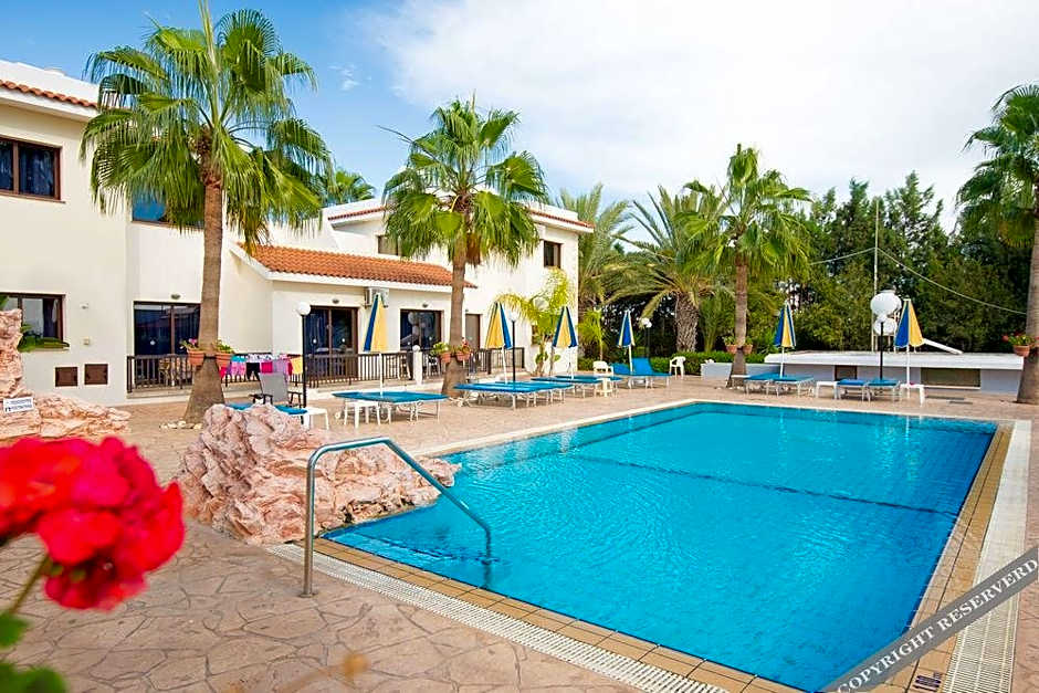 Loutsiana I & II Deluxe Apartments