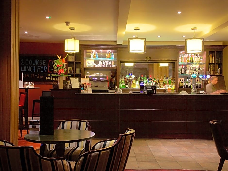 Manchester Airport Stanley Hotel by Belvilla