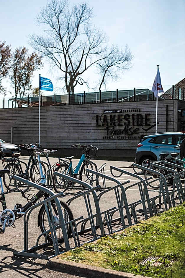 Lakeside Paradise Sport Hostel