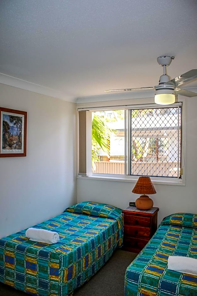 Surfers Beach Holiday Apartments