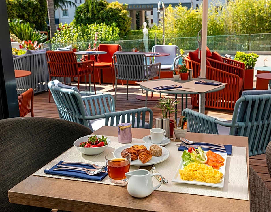 Hotel Le Canberra