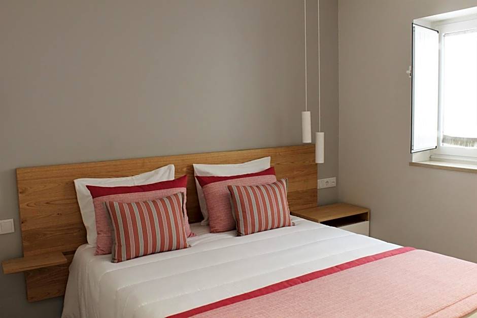 Cardeal Suites & Apartments