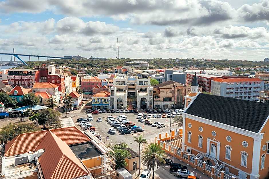 Elements Hotel & Shops Curacao
