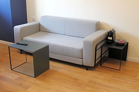 One Bedroom Apartment