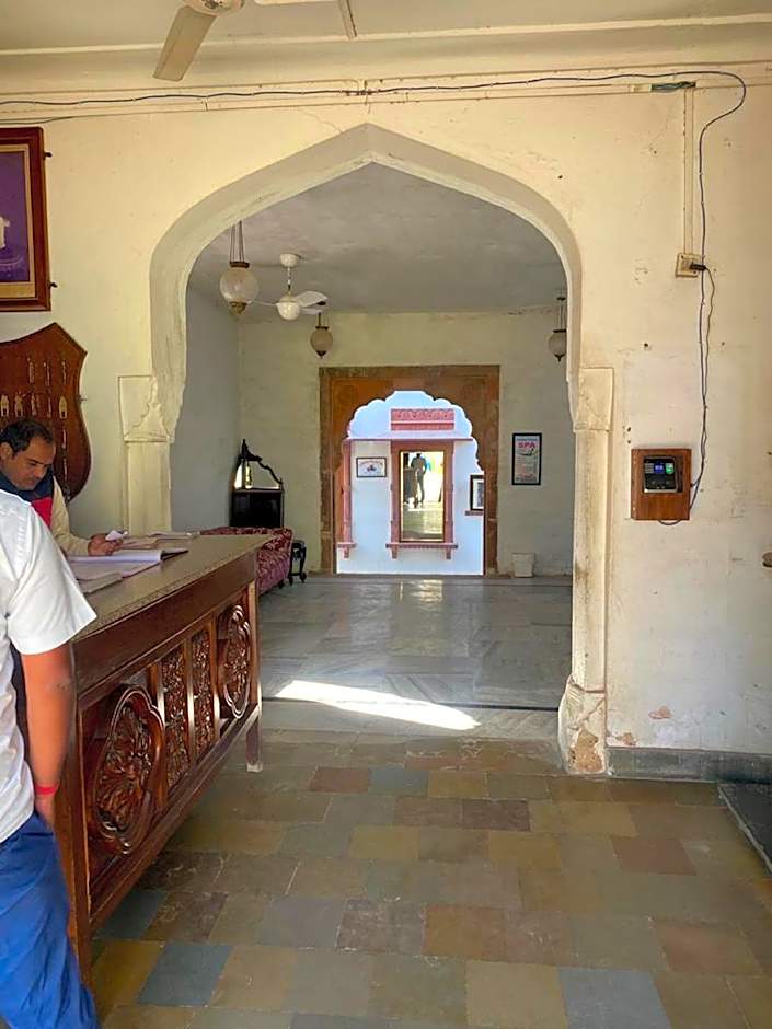 Hotel Pushkar Palace
