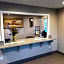 Super 8 by Wyndham Bakersfield CA