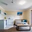 Byron Bay Side Central Motel