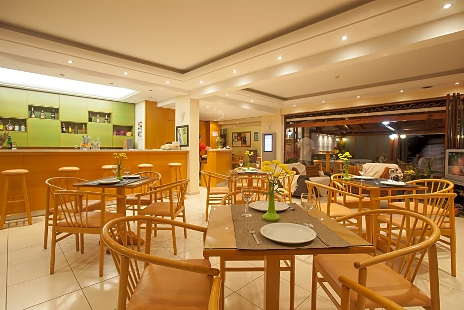 Dimitra Hotel Apartments