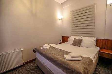 Deluxe Family Suite
