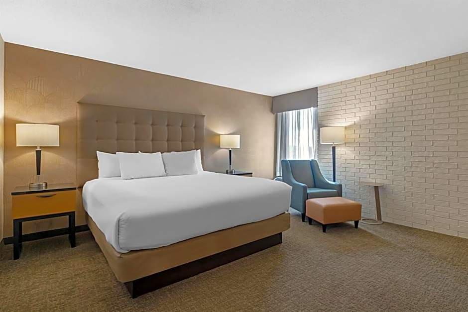 Drury Inn & Suites Joplin