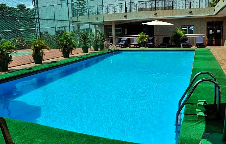 CHELSEA HOTEL CENTRAL AREA