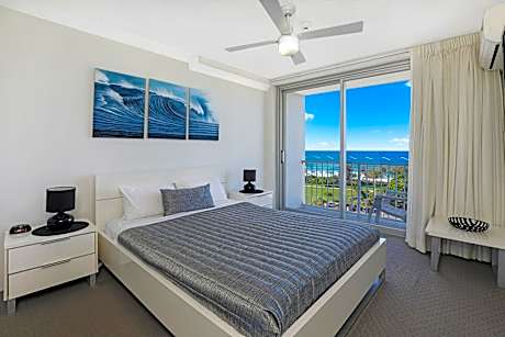 One-Bedroom Apartment with Ocean View