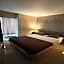 LPL Paris Hotel