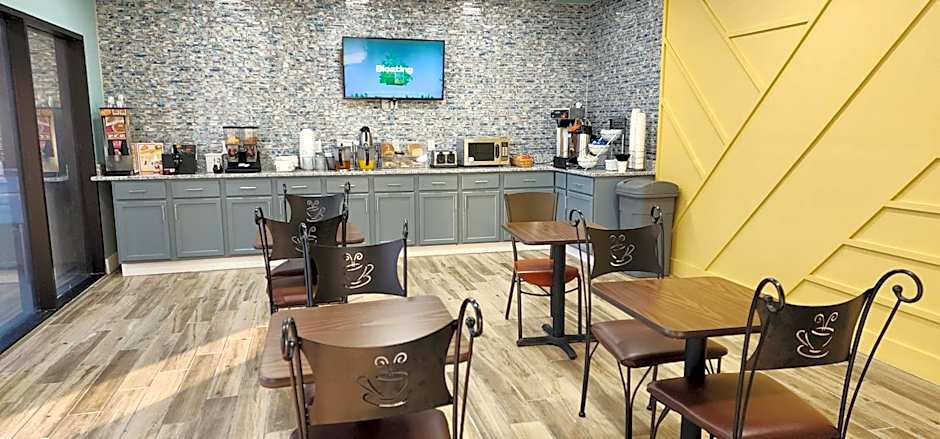 Super 8 by Wyndham Vandalia/Dayton International Airport