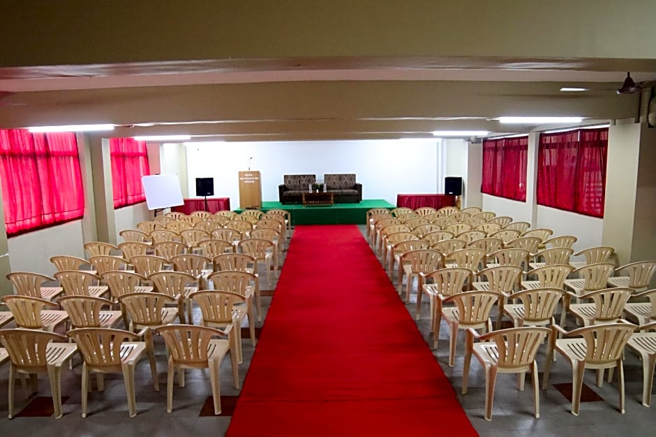 ACK Palacce Inn - Yercaud