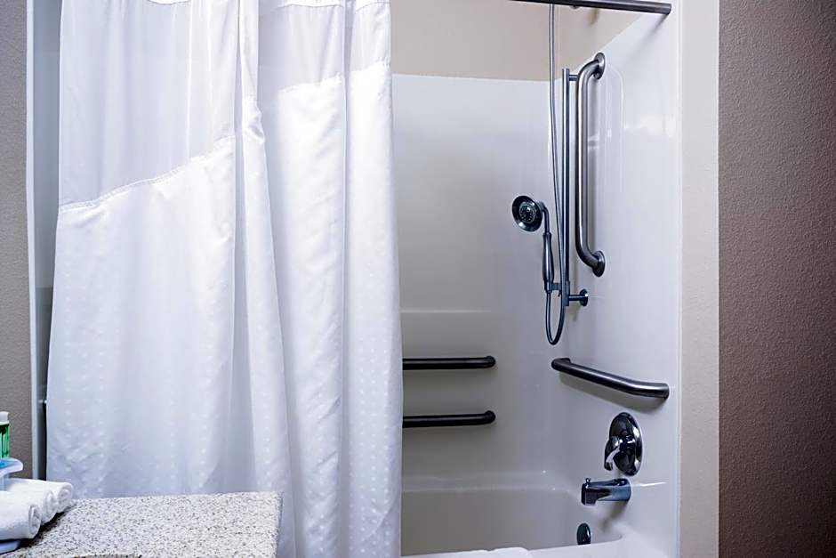 Holiday Inn Express Hotel & Suites Acme-Traverse City By IHG