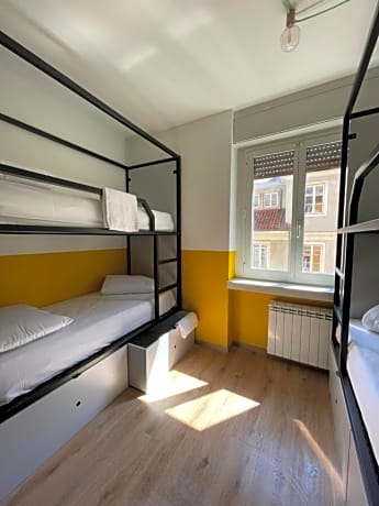 Bed in 6-Bed Mixed Dormitory Room
