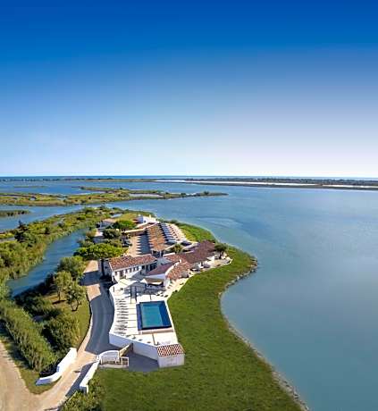 Lodge Sainte Helene