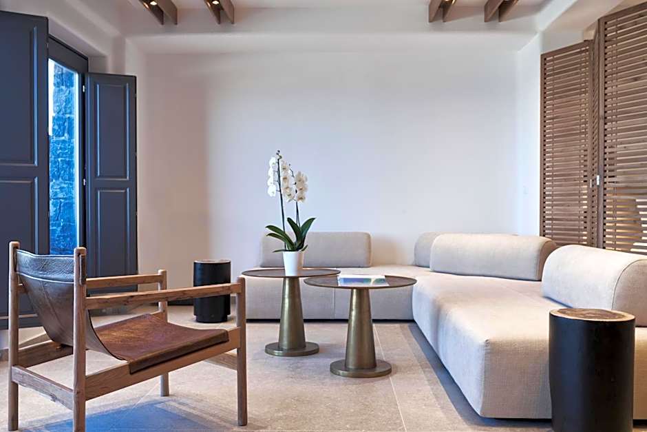 SantAnna Luxury Suites