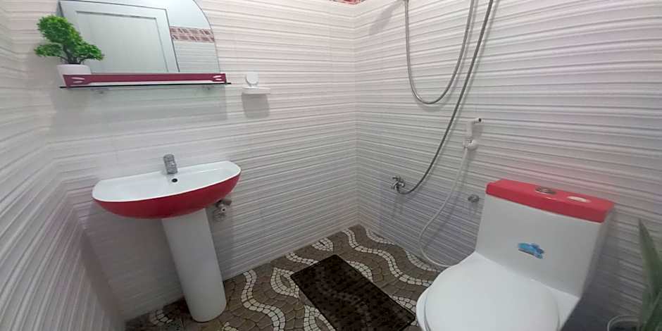 FNT Transient House near Hundred Islands