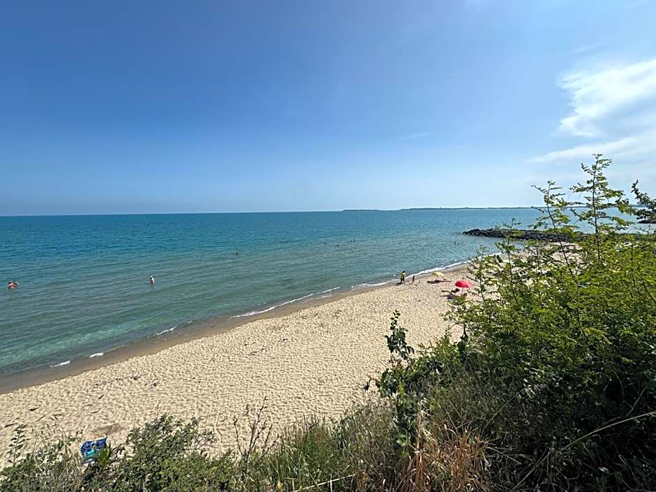 Sineva Del Sol Apartments