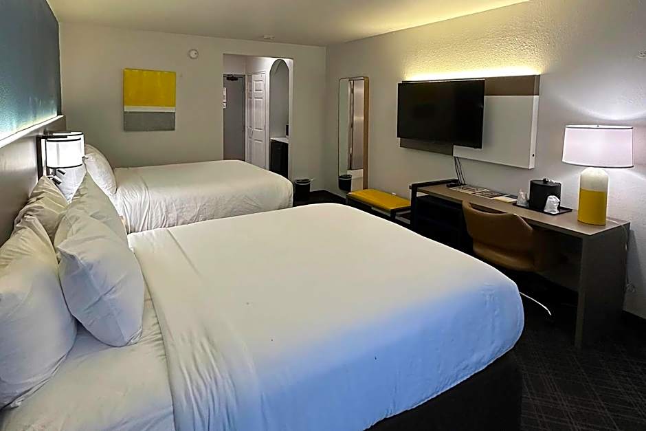 Comfort Inn North Dallas Near the Galleria