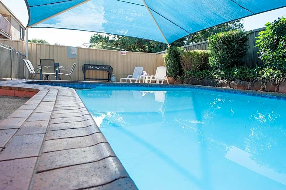Jacaranda Place Motor Inn