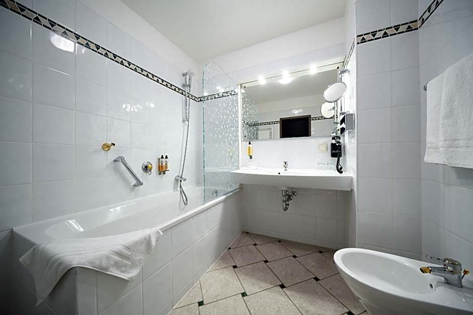 Bellevue Park Hotel Riga with FREE Parking