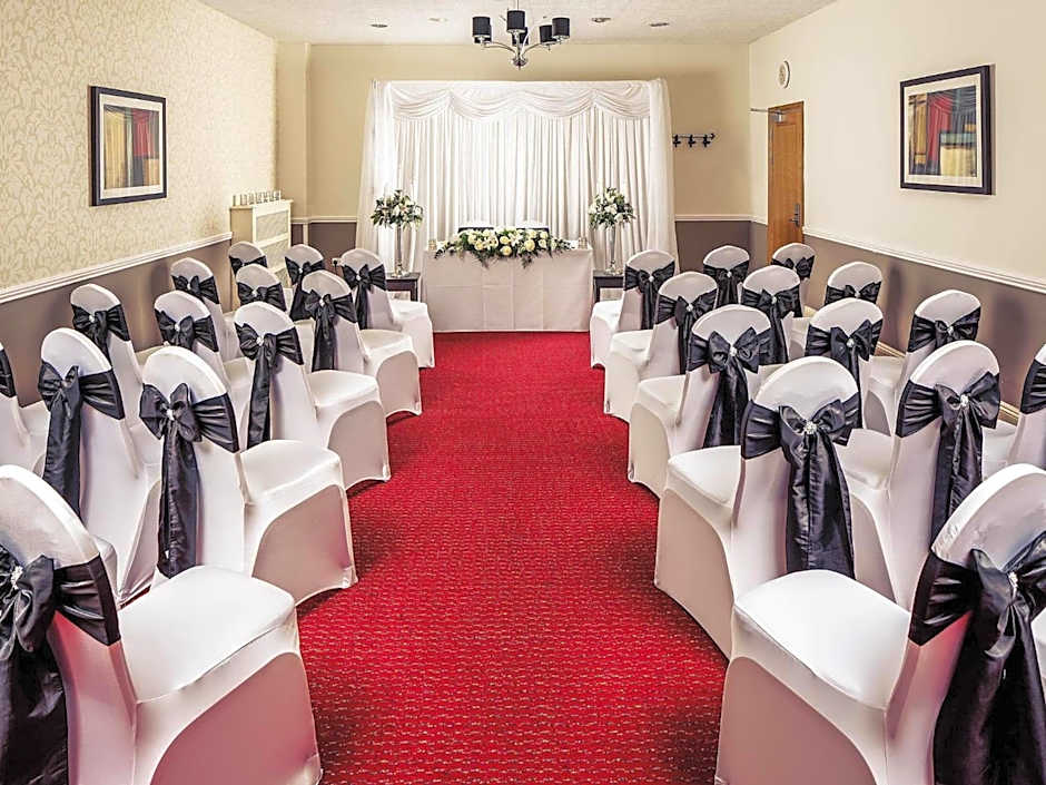 Mercure Maidstone Great Danes Hotel