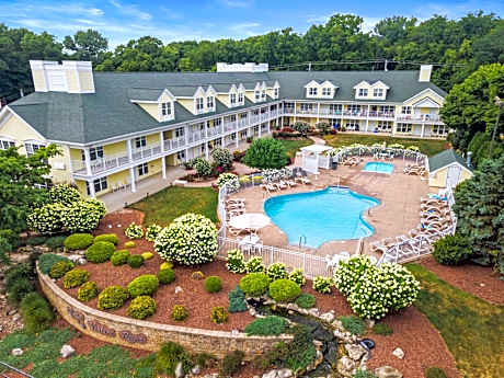 Kelleys Island Venture Resort