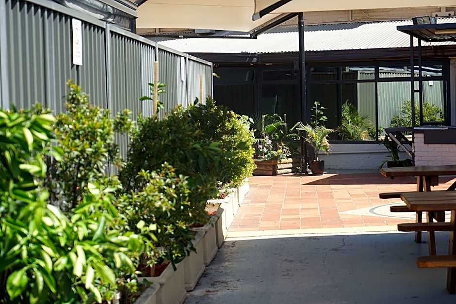 Rosehill Hotel