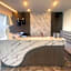 Penelope Beach Hotel Apts
