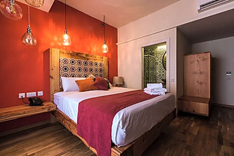 Superior Double Room with Balcony