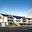 Best Western Harbour Inn & Suites Huntington - Sunset Beach